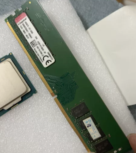 金士顿  DDR4   8G内存  213...