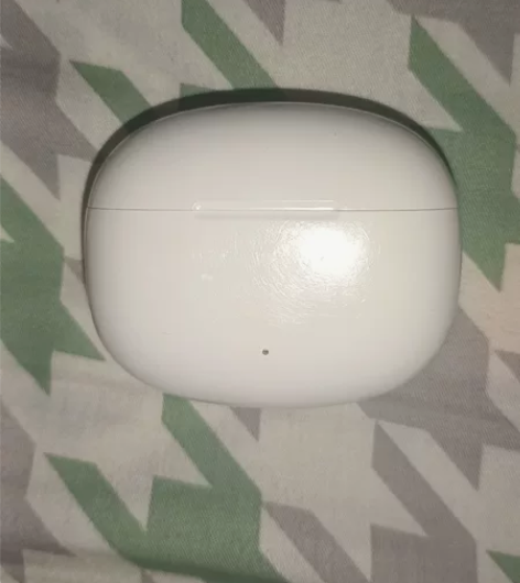 Earbuds X3i蓝牙耳机，右耳丢失只...