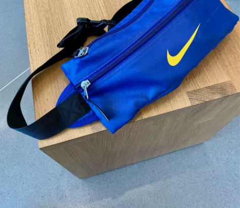 7成新 Nike耐克 腰包胸包背包 包包很...