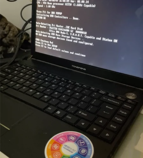 清华同方笔记本 不知道什么版本 家里老人用...