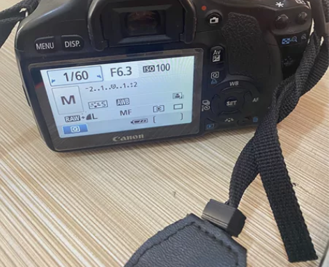 转让佳能单反550套机，镜头18-55，镜...