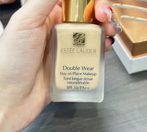 雅诗兰黛dw粉底液1w1 用了三次 低价出