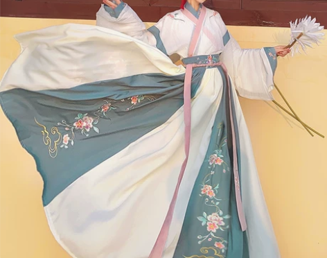 晋制交领汉服女秋冬学生中国风古装原创正品齐...