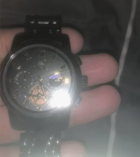 一块欧利时手表 男士买回来三个月 现在低价...