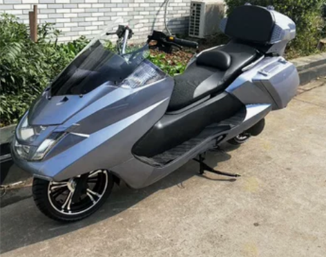 因车太笨重换电瓶车，买来只骑了不到3000...