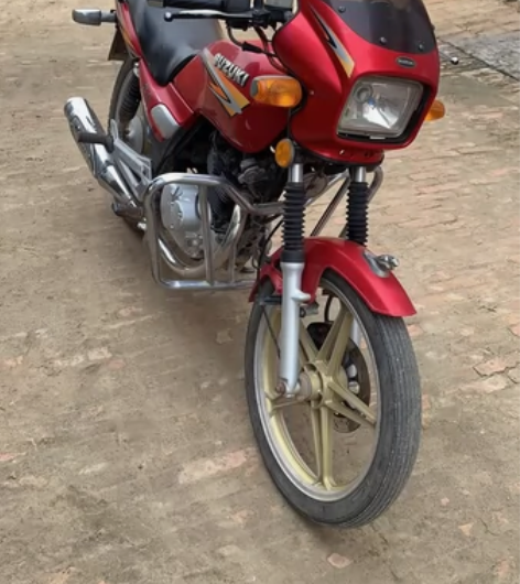 铃木黑钢钻豹125一万多公里，黑钢买的时候...