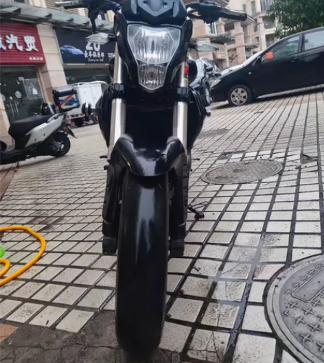 14年黄龙300发动机靚，声音销魂，有牌有...