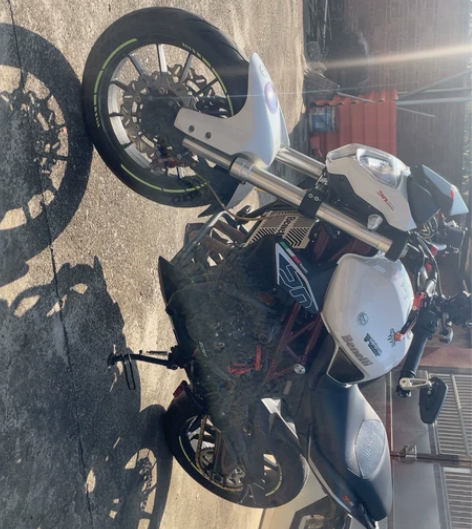 16欧版黄龙三百，刚换一套轮胎、一套链条、...