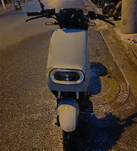 本人有事回老家，自己再开外卖车架准备出售，...