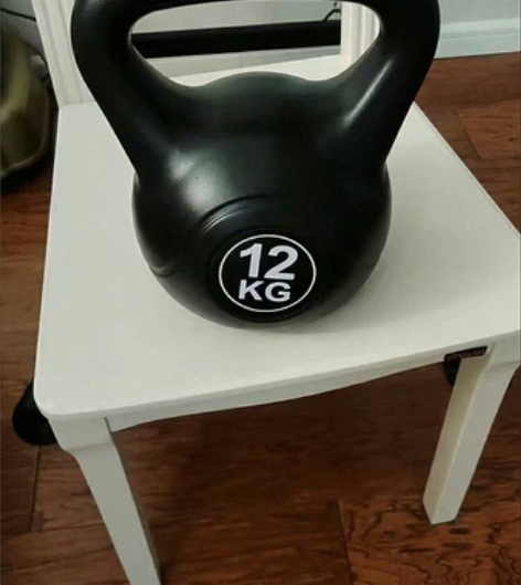 最后15个健身店倒闭健身壶铃女士男士哑铃训...