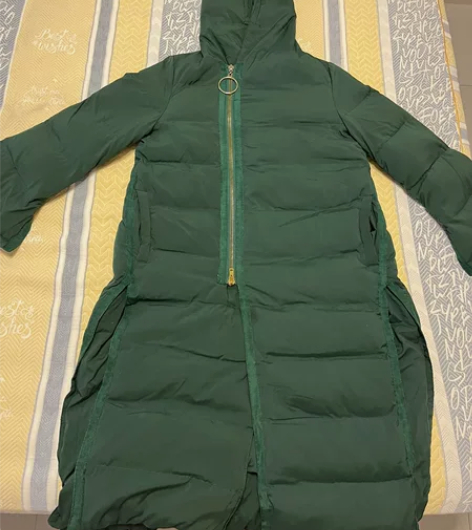 长款墨绿色棉服,图片很渣但是款式很洋气,适...