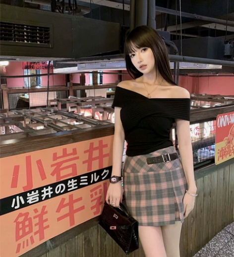 【5折清仓】中低腰格子皮搭扣小众半身裙学院...