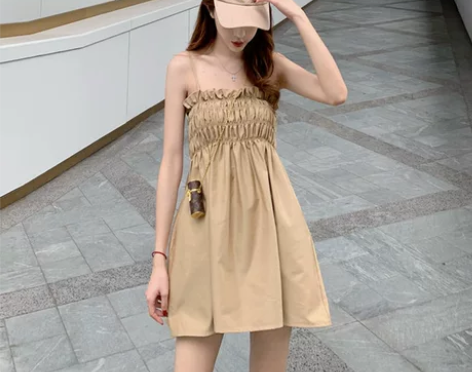 裹胸花苞裙娃娃裙吊带连衣裙 全新没穿过 仅...