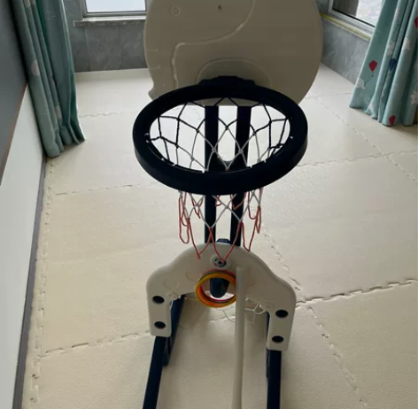 九九新篮球架，高一米二，同城自取 感兴趣的...