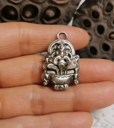 老物件——老银花篮勾子，银质好，尺寸31×...