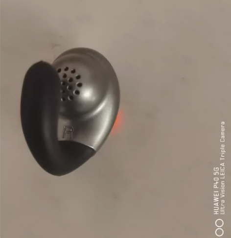 夏新S19蓝牙耳机、只有右耳、成色新，最后...