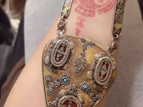 可用花呗，顺丰包邮，闲置出埃及老银怪人脸套...