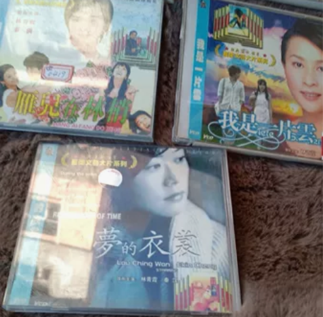 琼瑶脸～葱头妹妹 委委屈屈，好喜欢她 两个...