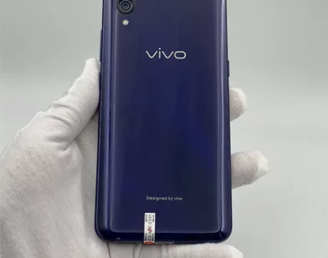 8成新 自用 8+128自用vivox23...