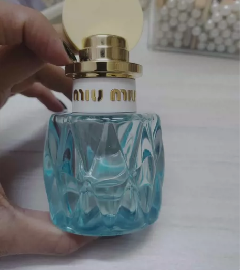 miumiu香水购于丝芙兰专柜，当时情人我...
