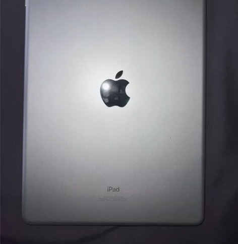 出一个2019款ipad  128g  w...