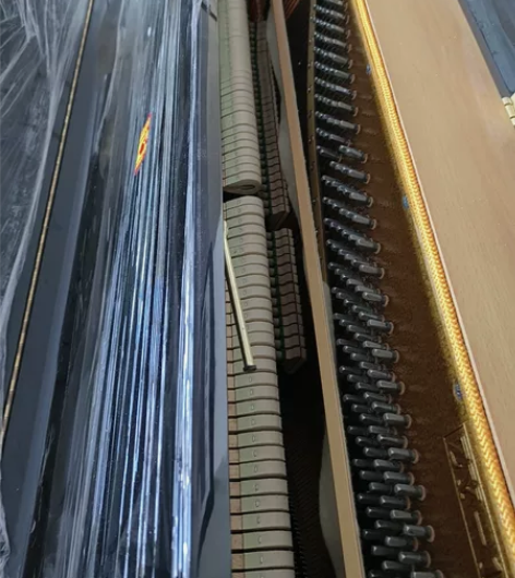 海曼钢琴型号118，9成新，5200元包邮...