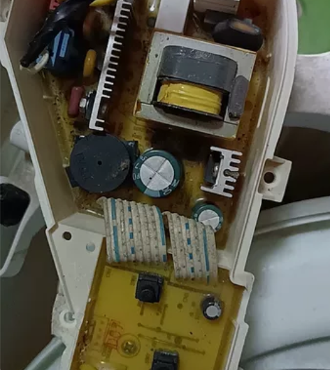 海尔洗衣机的电脑板主板，从旧机上拆下来的，...