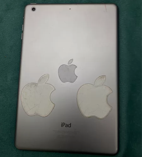 苹果平板mini2国行32g，电池废了，能...