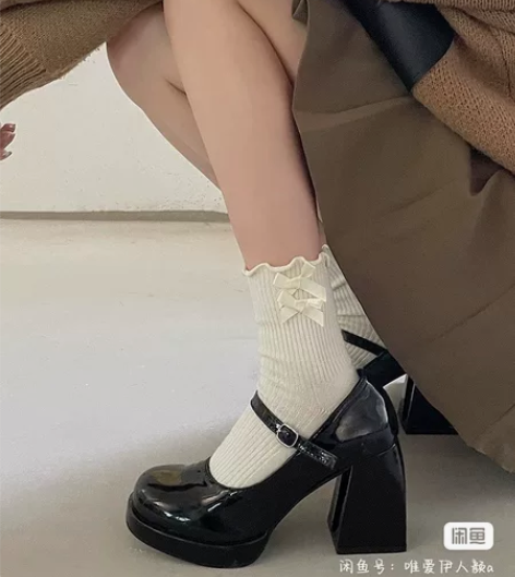 真皮玛丽珍方头粗高跟一字带黑色复古防水台女...