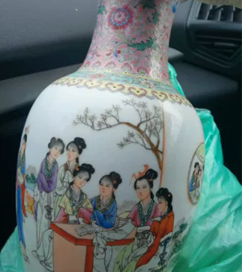 意大利回流景德镇五六七精品花瓶红楼梦题材高...