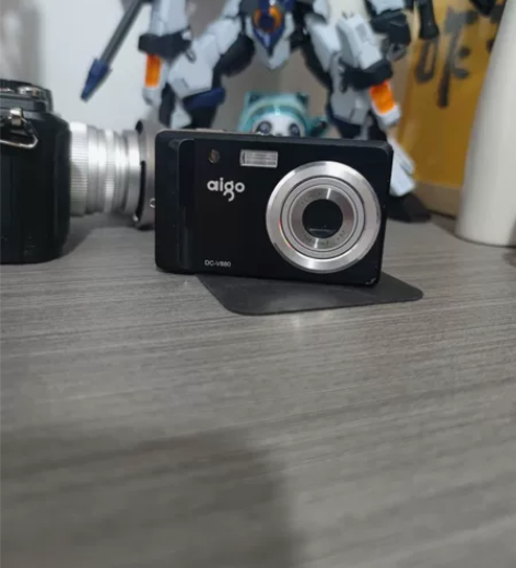 爱国者v880 ?800万像素 3倍变焦 ...