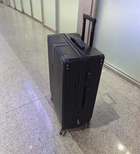 行李箱29寸 感觉有点大了，想换个小一点的...