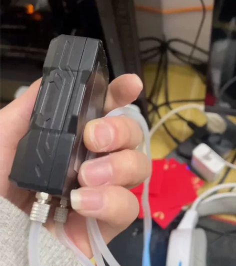 手机散热器平板拿命散热TVVT1009背夹...