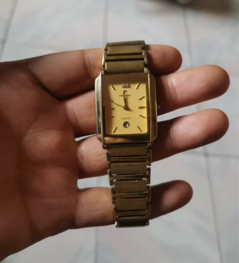 罗西尼石英男表 新收一块罗西尼石英男表，没...