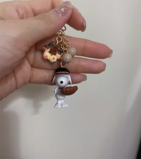 棒球史努比挂件 超级可爱卡其色系 配了一个...