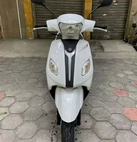 雅马哈巧格i125，前碟刹踏板车，摩托车，...