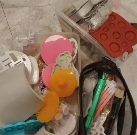 翻糖工具一堆，加翻糖垫 感兴趣的话点“我想...