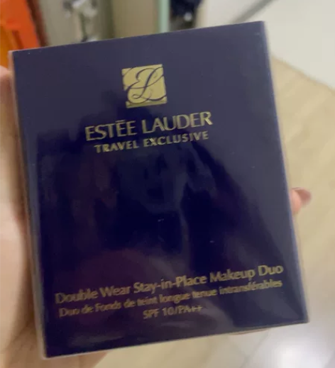 购自免税店，雅诗兰黛DW粉底液 色号：1W...