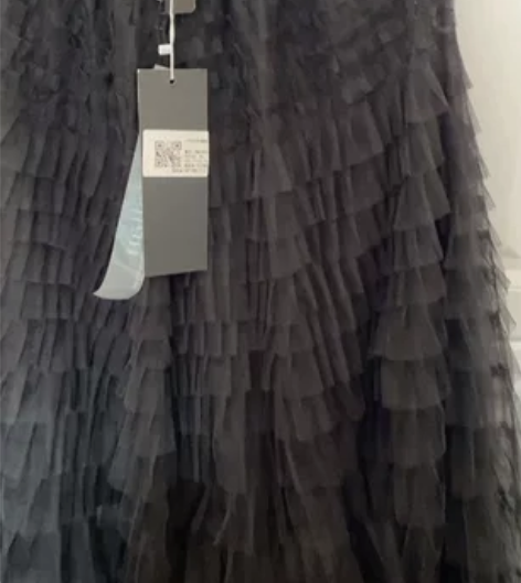 蛋糕裙  纱纱裙  全新 未穿 感兴趣的话...