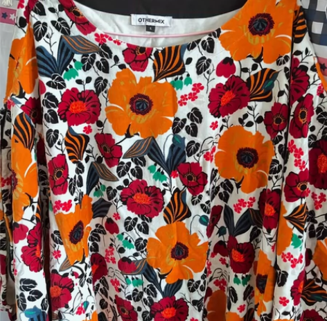 实体店购入,古着感连衣裙,复古文艺,蝙蝠袖...