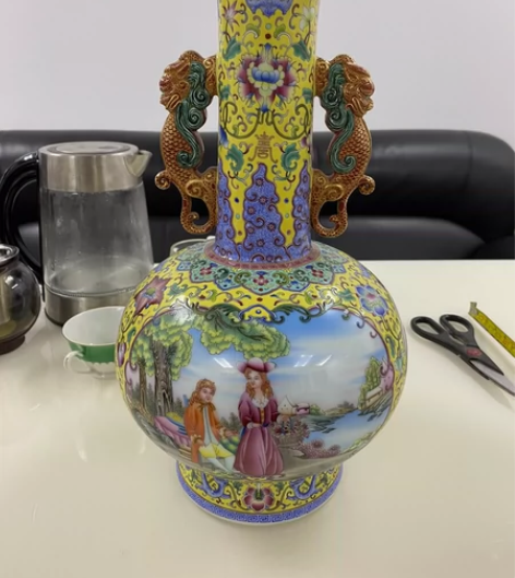 景德镇晚清仿雍正珐琅彩花瓶 高约42公分 ...