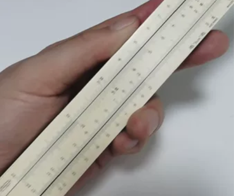 日本造老尺子一把，多用途很精细 感兴趣的话...