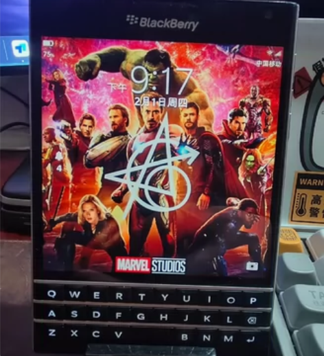 黑莓Passport护照 黑莓Q30手机。...