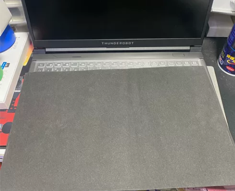 雷神911MT擎天柱游戏笔记本，外观炫酷，...