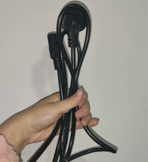 dell主机 电源线，三口电源线 仅一根，...