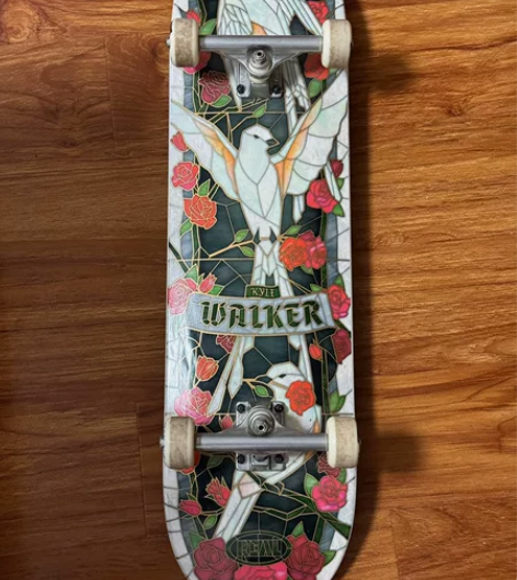 出real滑板，白鸽子款，专业双翘。9成新...