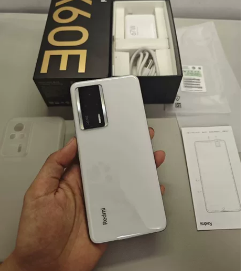 红米k60E(5G) 95新 天玑820...