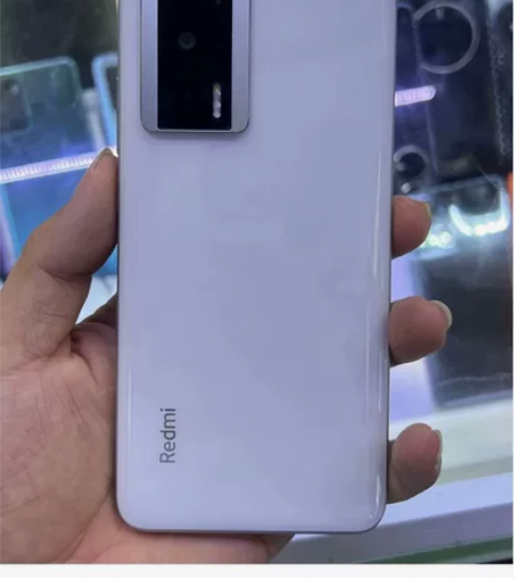 红米k60pro全网通 手感好 拍照清晰流...