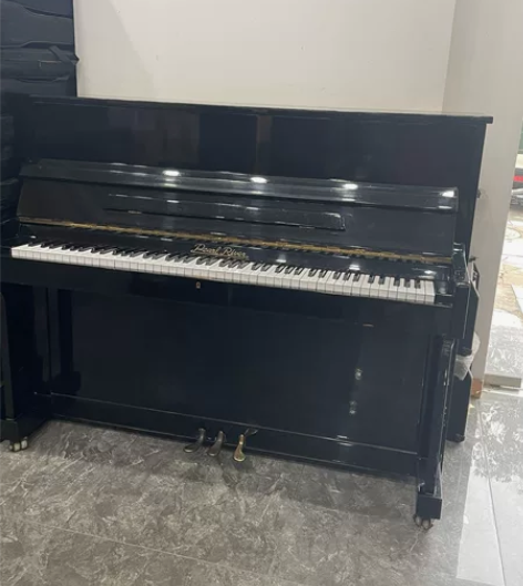 珠江钢琴，型号118M。闲置，88个键全部...