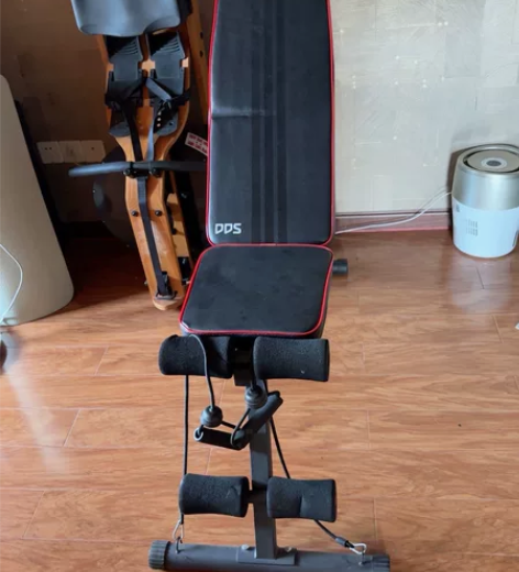 DDS仰卧起坐板，孩子自用的，现在人出门了...